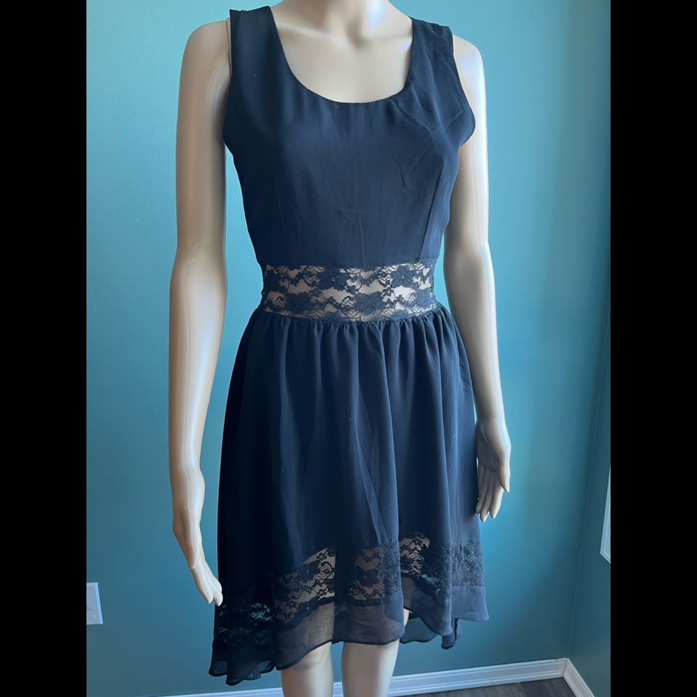 Beautiful dress with lace size XS